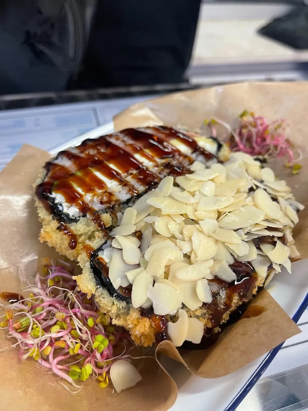 Barracuda Sushiburger Bar