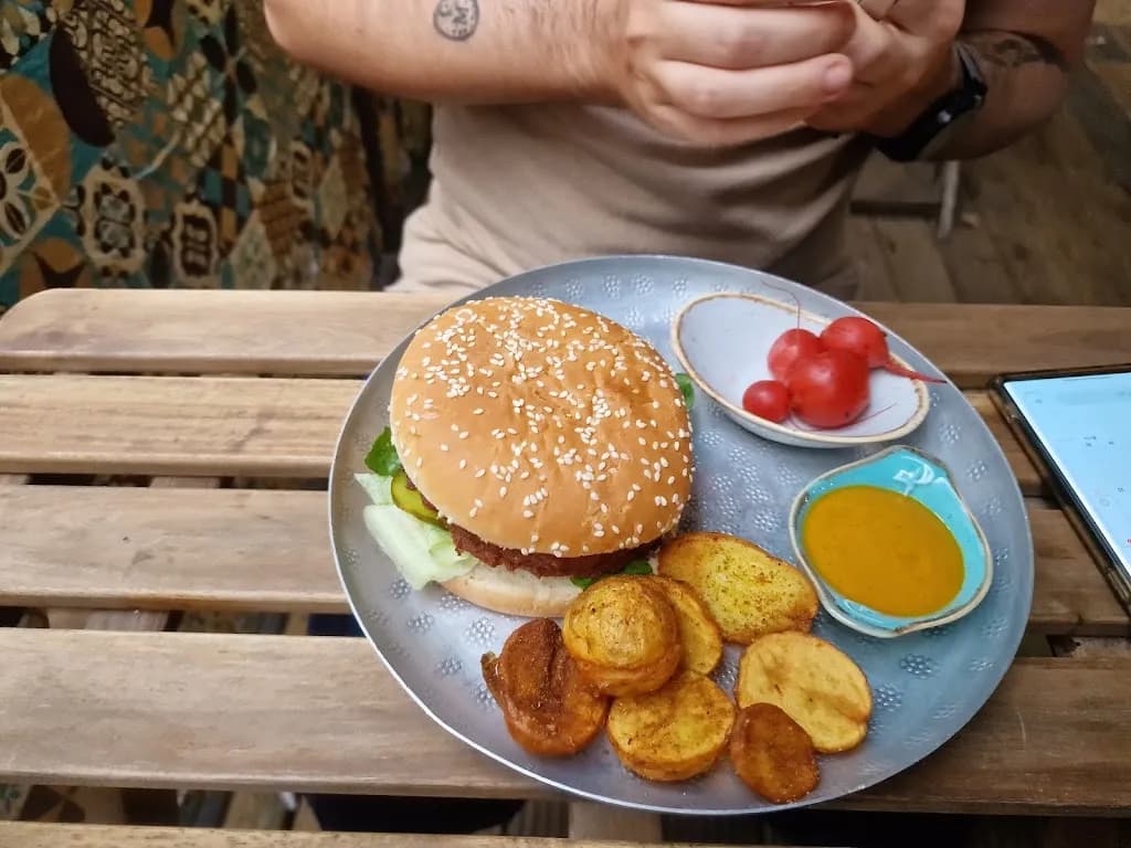 P11 | Poznańska 11 Śniadania & Wieczory