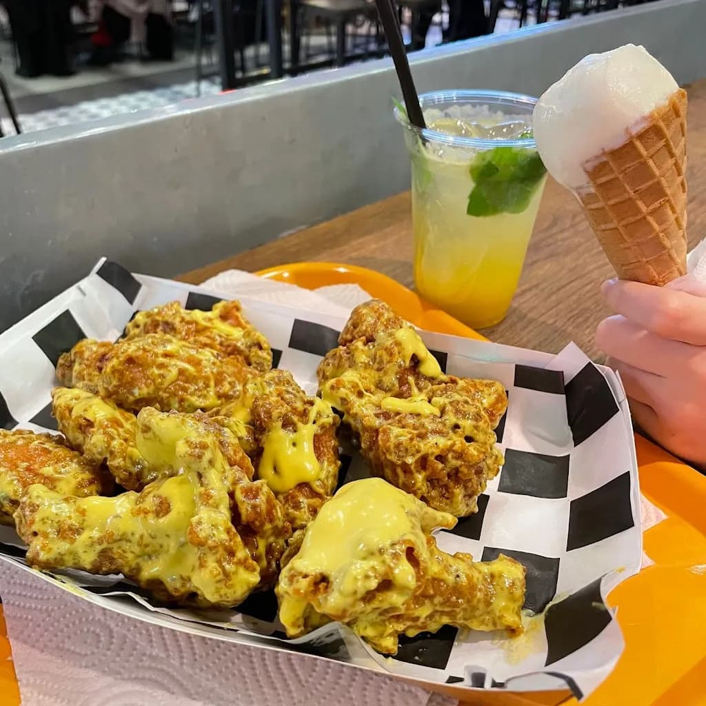 Philly's Famous Chicken