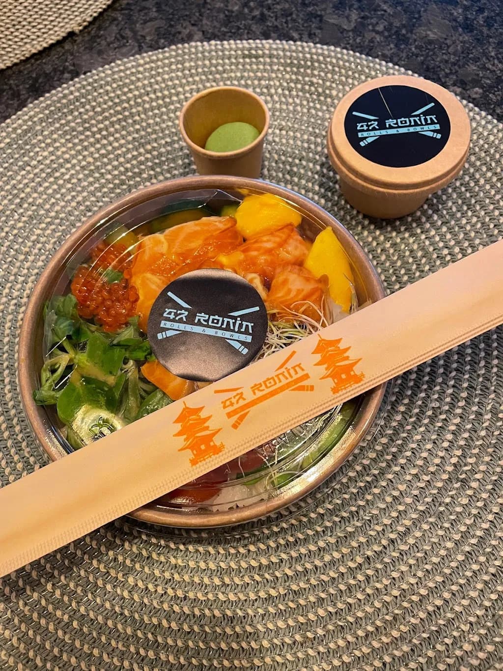 47 RONIN ROLLS&BOWLS