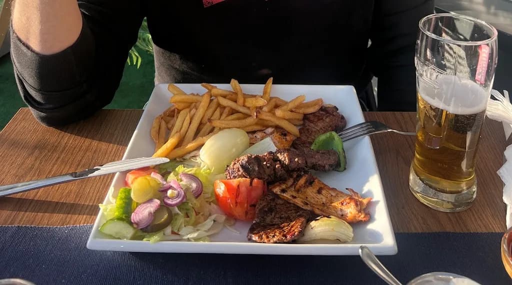 AOIA Asian grill & Restaurant