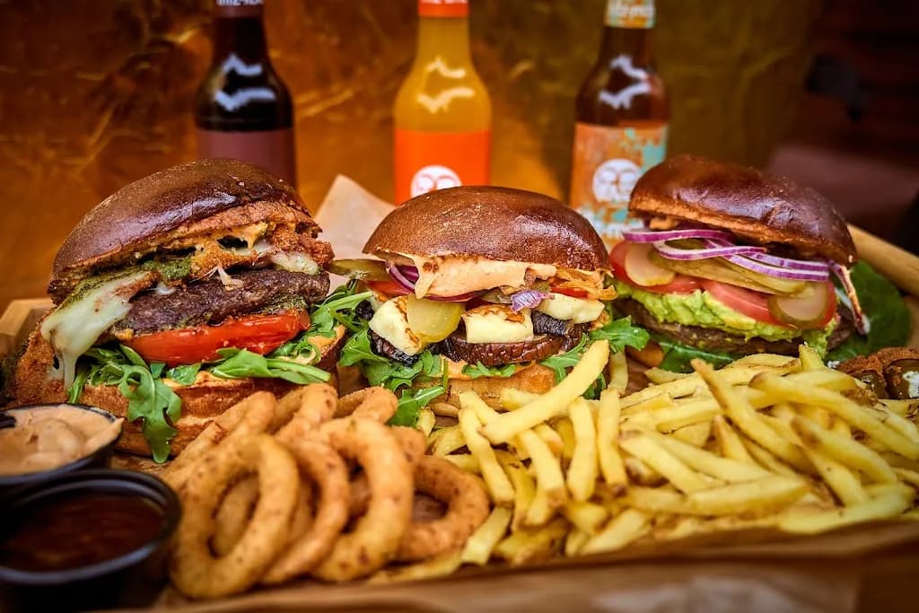 Street Dreams Burgers & Wings