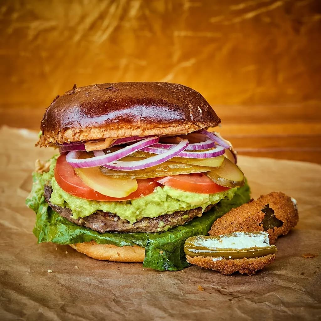 Street Dreams Burgers & Wings