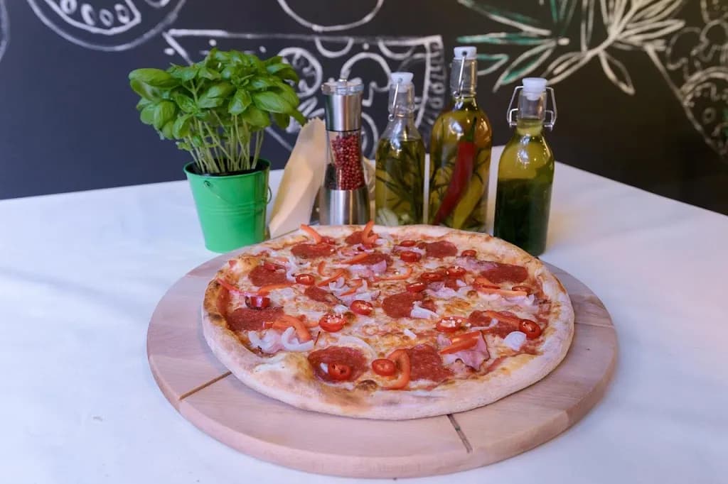 Hallo Pizza Mokotów - Pizzeria na dowóz | Pizzeria nocna