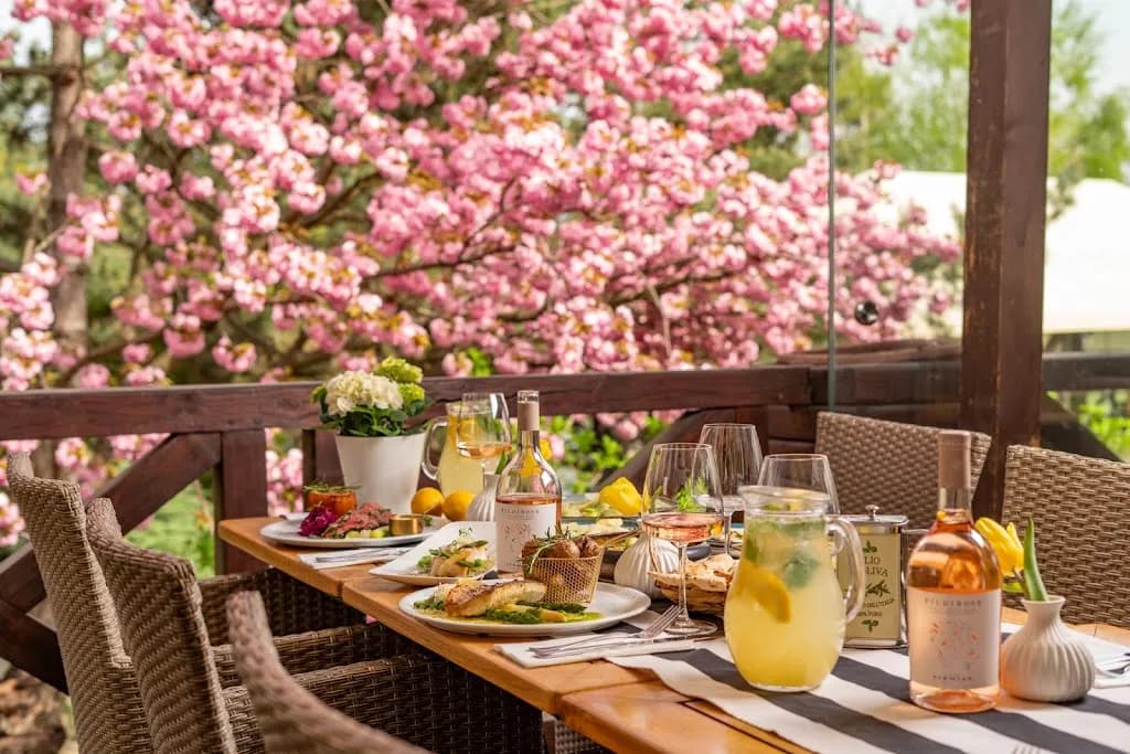 Villa Riccona Hotel & Restauracja