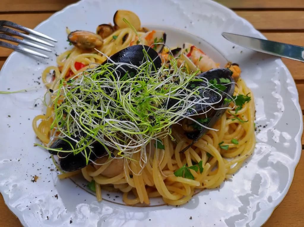 Trattoria Angelino Pasta Wino