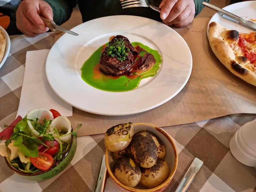 Vicini Trattoria Italiana