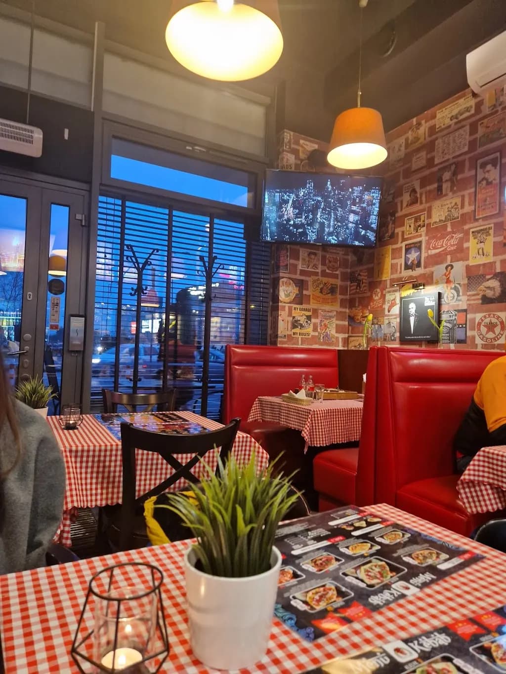 7th Street - Bar & Grill - Warszawa Gocław