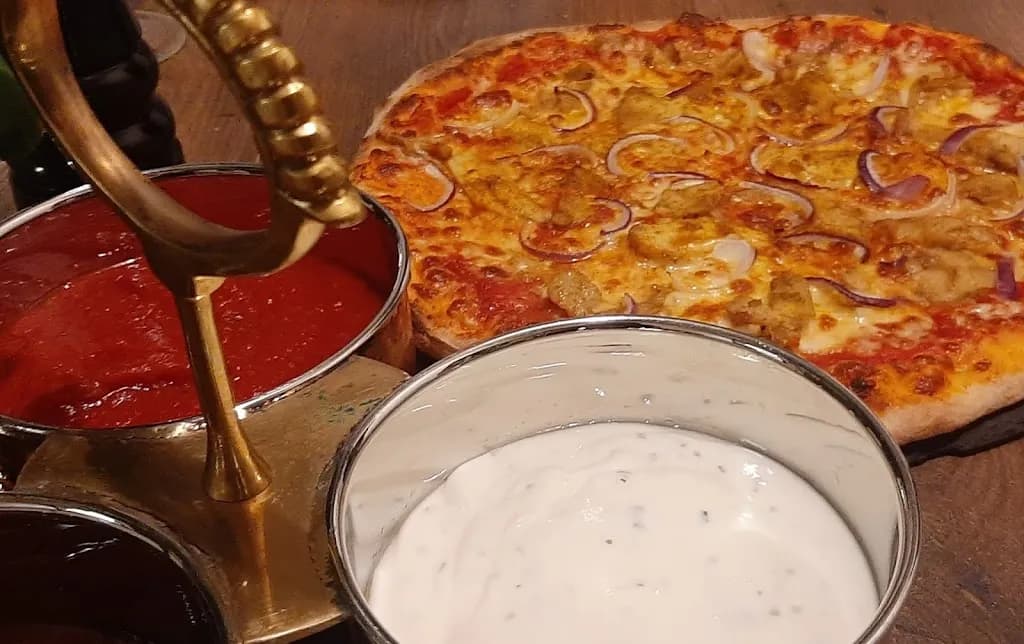 City Pizza Nocną Porą