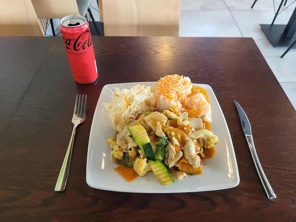 Woking Asian Cuisine - Wola