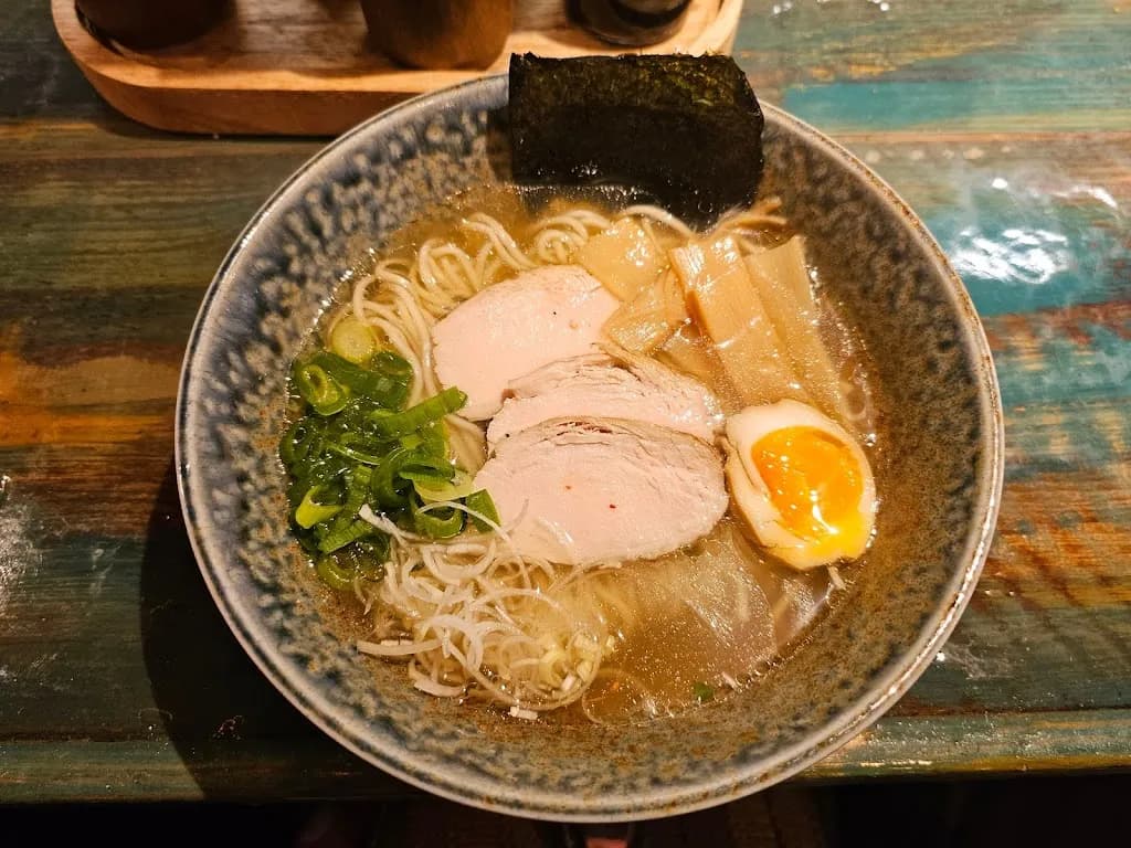 MOKUZAI SUSHI & RAMEN