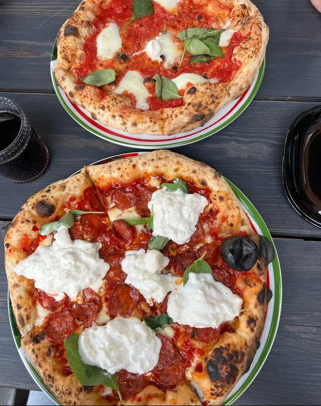 Salsiccia Pizzeria Napoletana