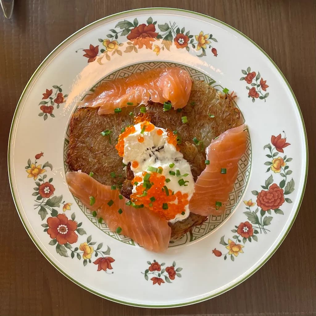 Half Bar and Kitchen