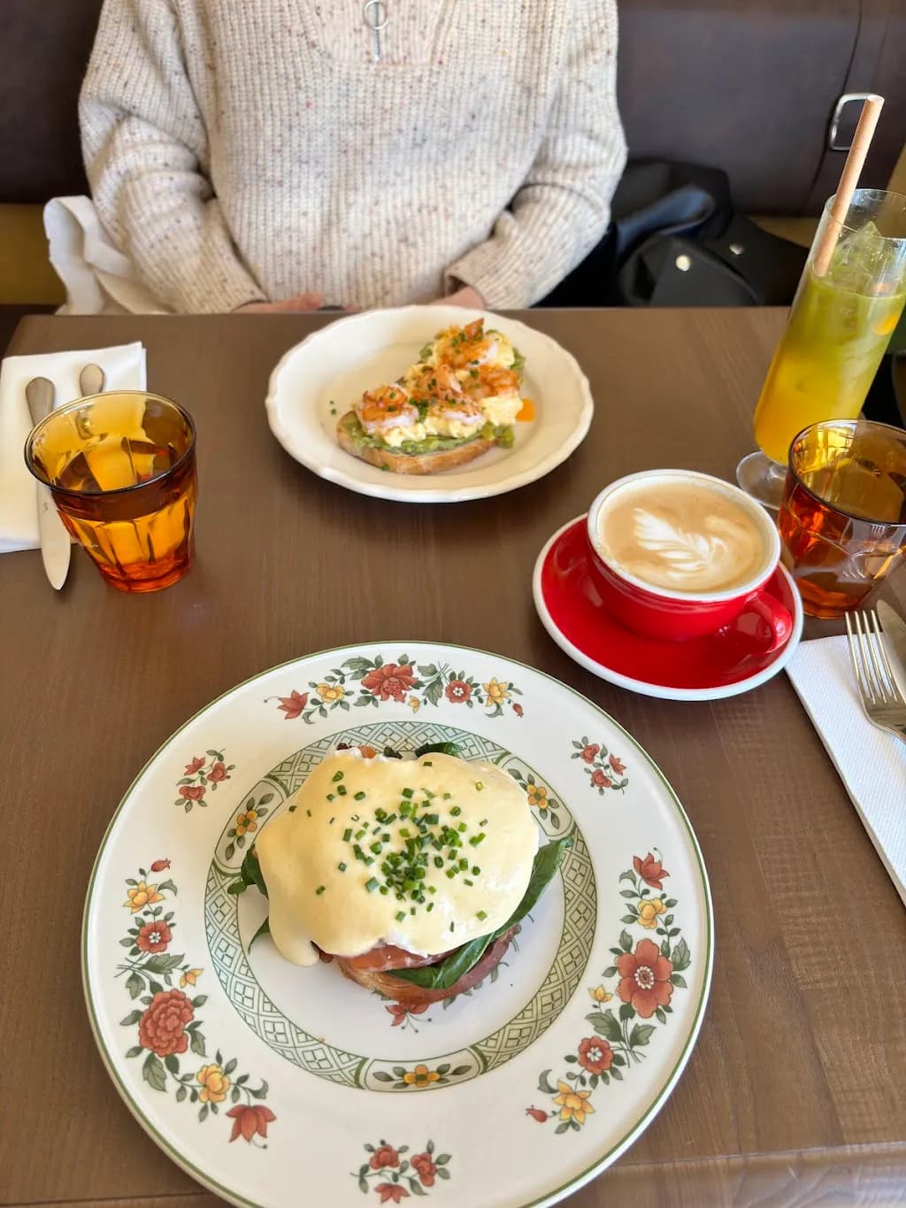 Half Bar and Kitchen