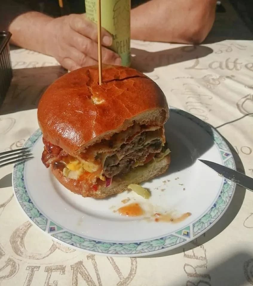 Woody's - Premium Burgers