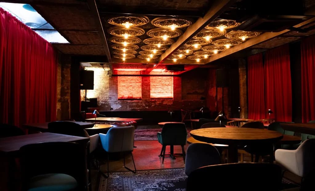 Cabaret - Food & Culture