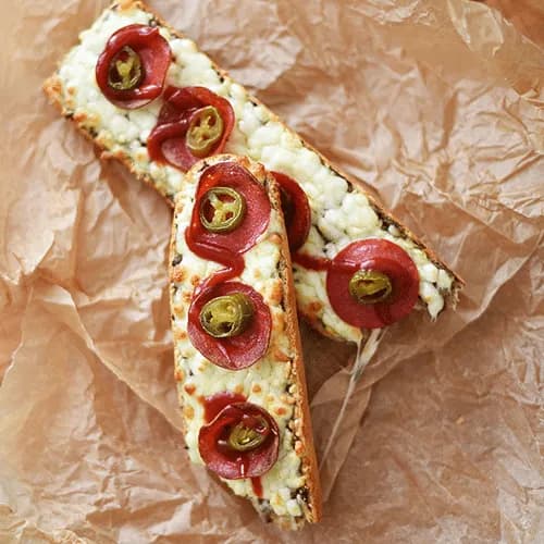 Hot Pepperoni Zapiekanka