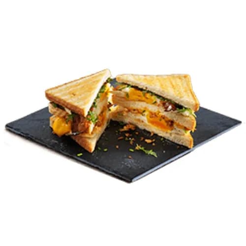 Podwójny tost z jajkiem, serem i bekonem