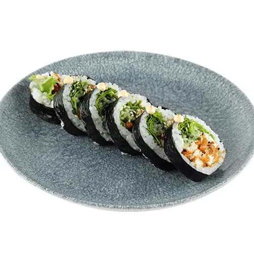 Futomaki z chrupiącą sałatką z kurczaka 6 szt.