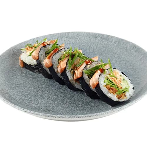 Futomaki z pastą pieczonego łososia