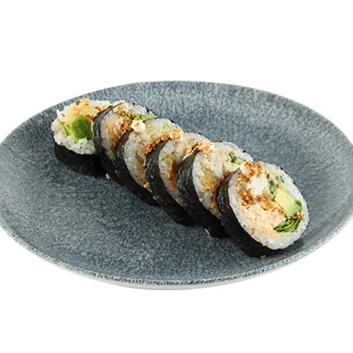 Futomaki z karmazynem w tempurze i limonkową sałatką surimi