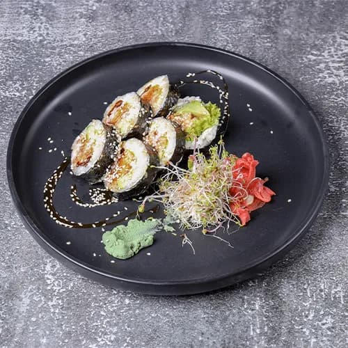 Futomaki baked with salmon