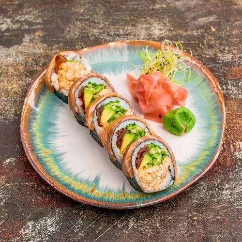 Salmon Futomaki Gold