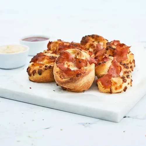 Pizzabrötchen Prosciutto Cotto und Käse