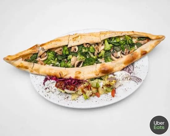 #25 Pide Vegetarisch