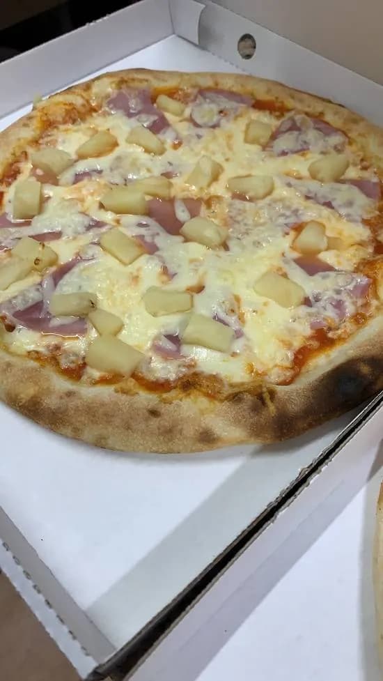 Pizza Hawaii