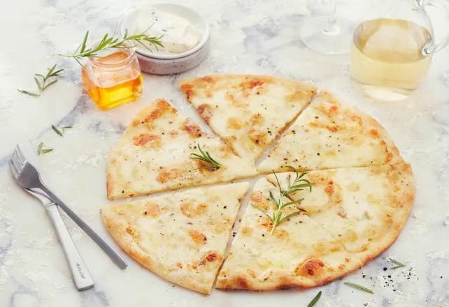 Pizza Quattro Fromaggi