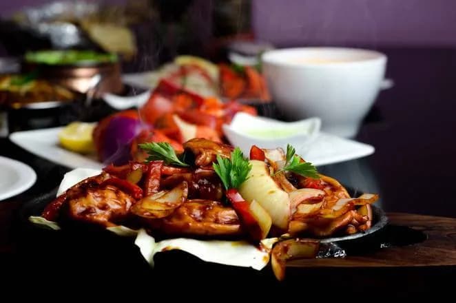 Pierożki Sizzler z Baraniną