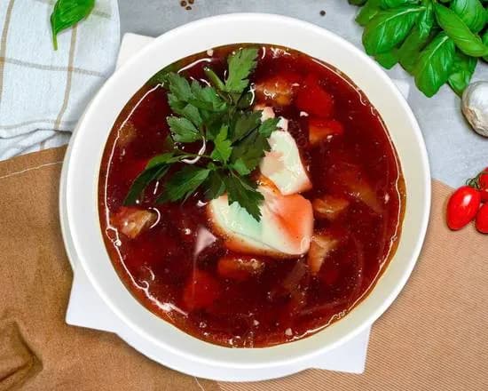 Barszcz Ukraiński z mięsem