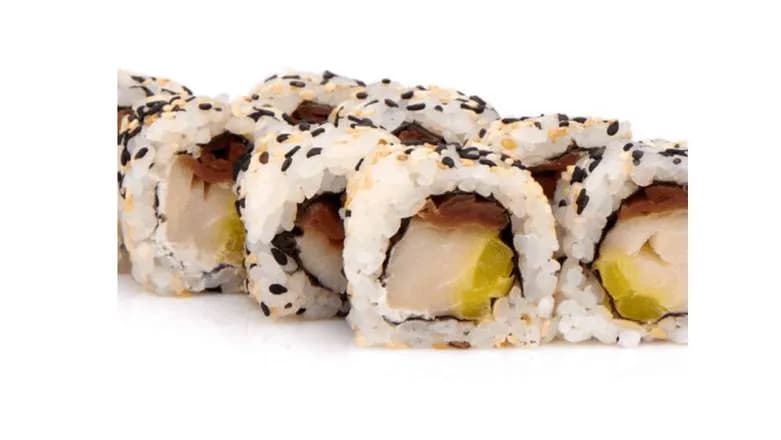 CALIFORNIA URAMAKI RYBA MAŚLANA 8 SZT