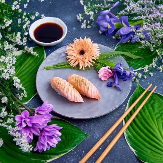 Nigiri Łosoś Opalany (2 sztuki)