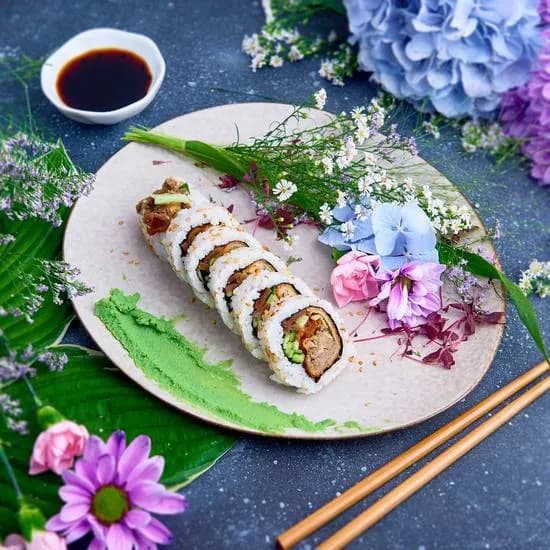 Uramaki Kaczka w Tempurze (6 sztuk)