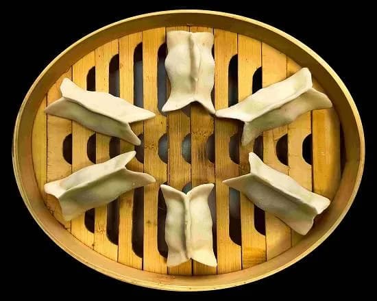 Pierożki gruszkowe z jabłkami (6 sztuk)