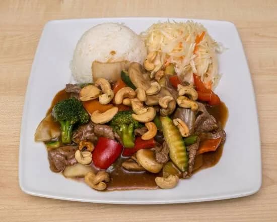 wolowina z orzechami