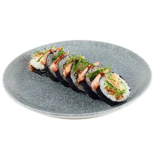 Futomaki pasta z pieczonego łososia