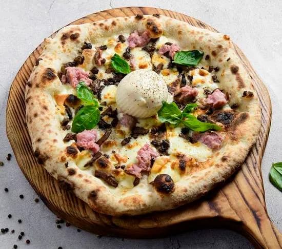 Pizza Burrata Affumicata