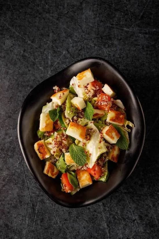 Halloumi Quinoa Salad