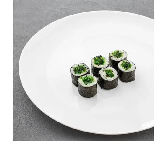 Hosomaki roll z sałatką chuka