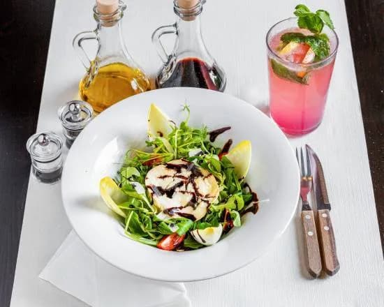 Sałatka z Kozim Serem