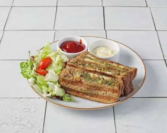 Mozarella + pesto + pomidor