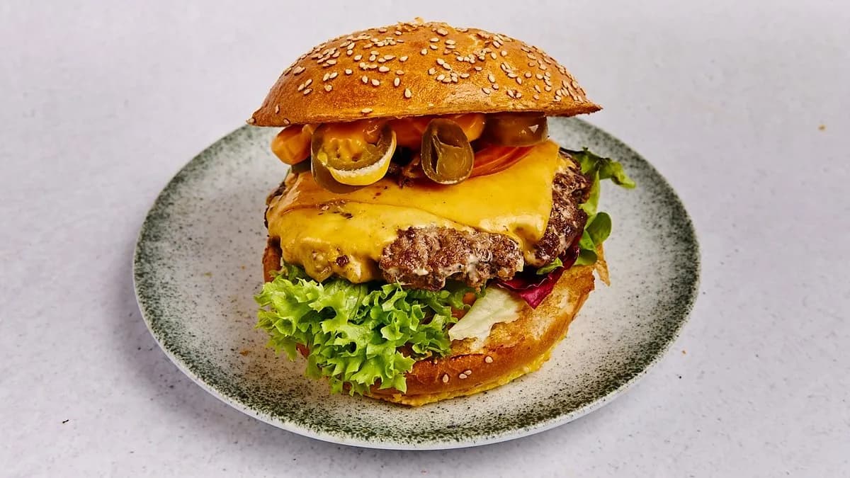 New York Chili Cheese