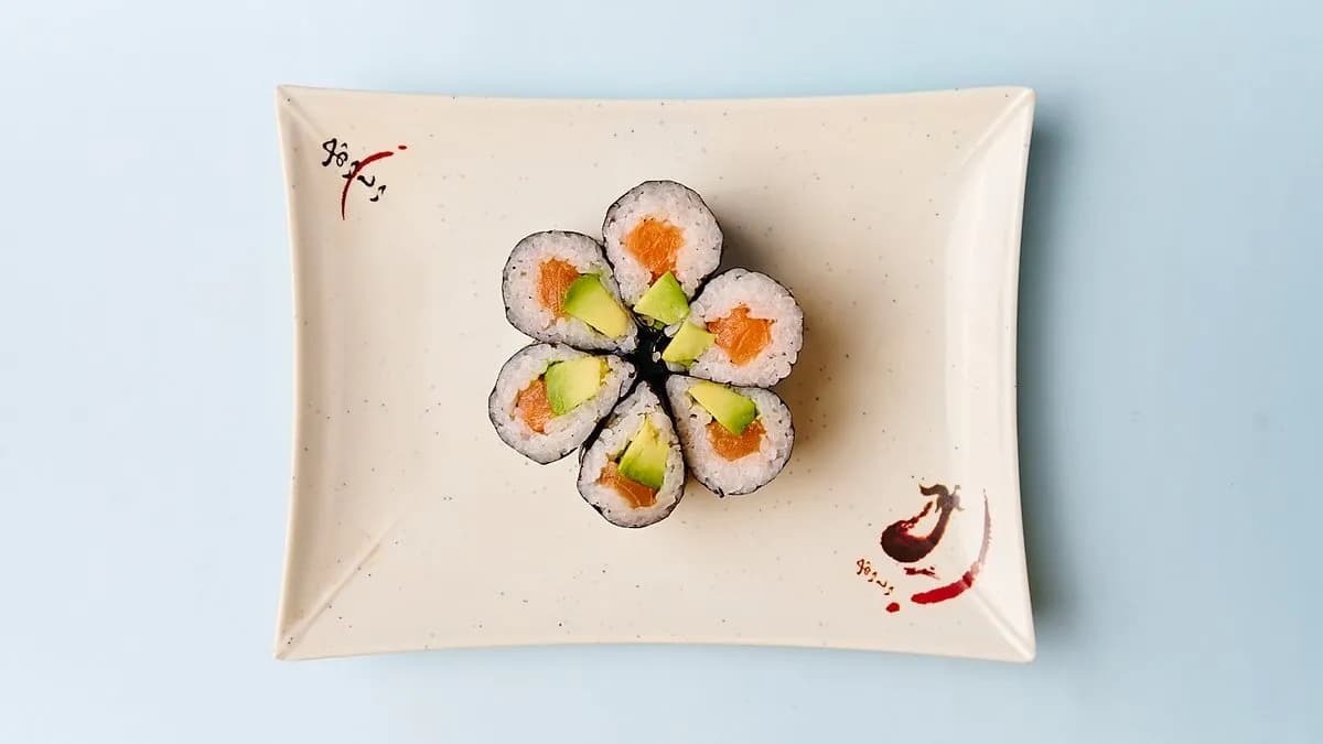 19. Sake Avocado Maki