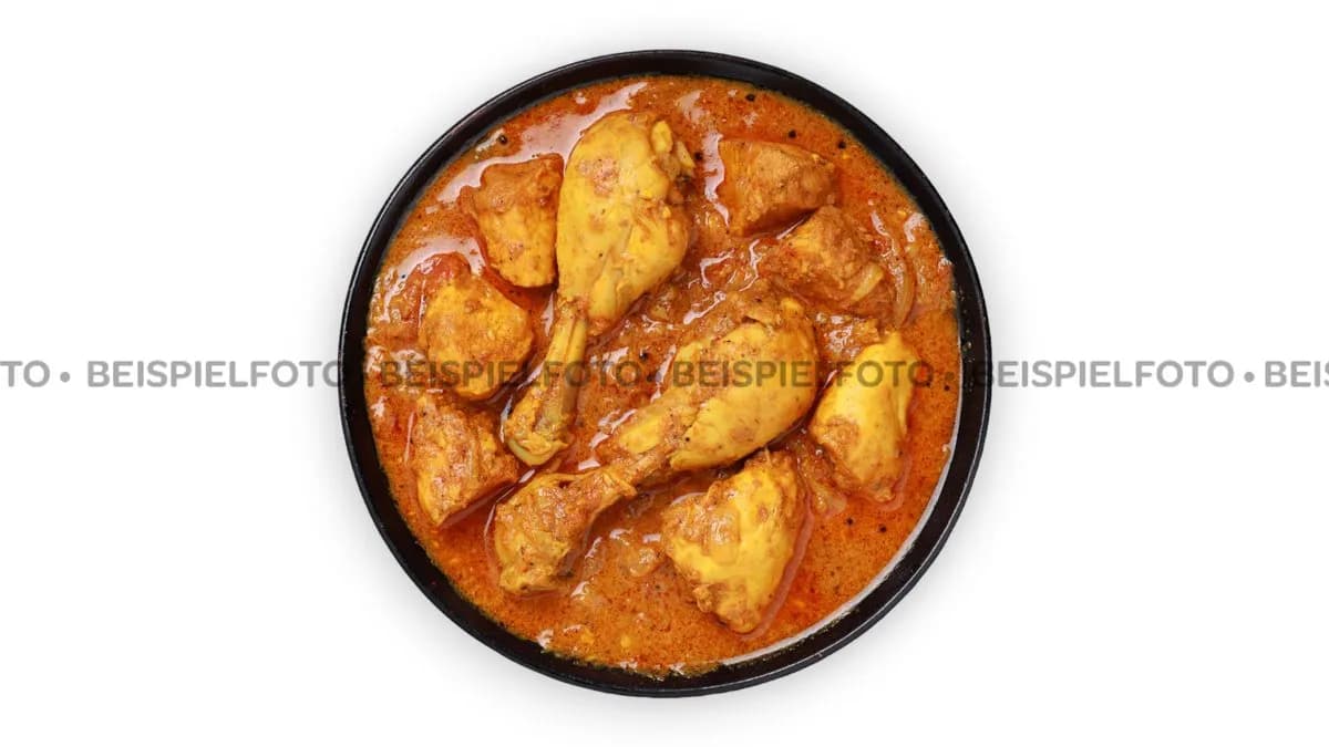81. Chicken Korma
