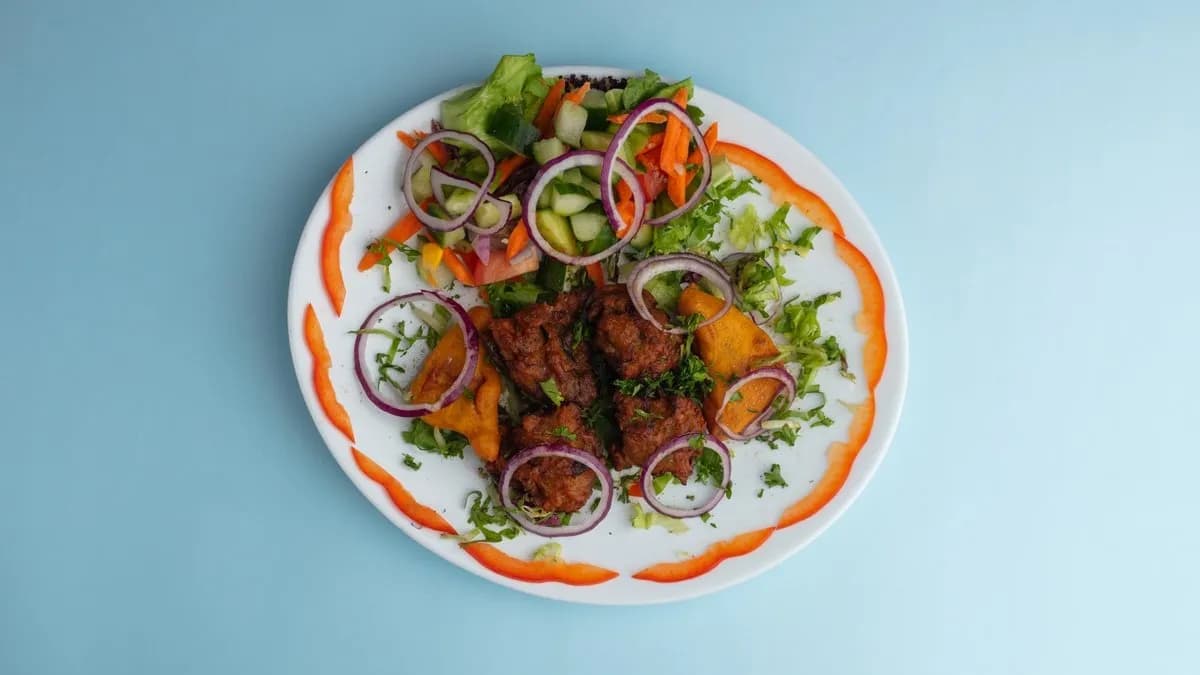 9. Mix Pakora Vegetarian