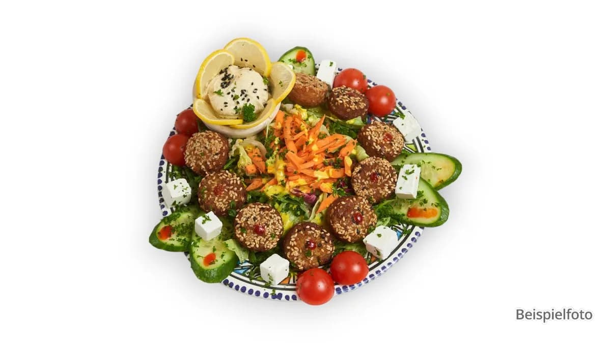 Falafel Salad
