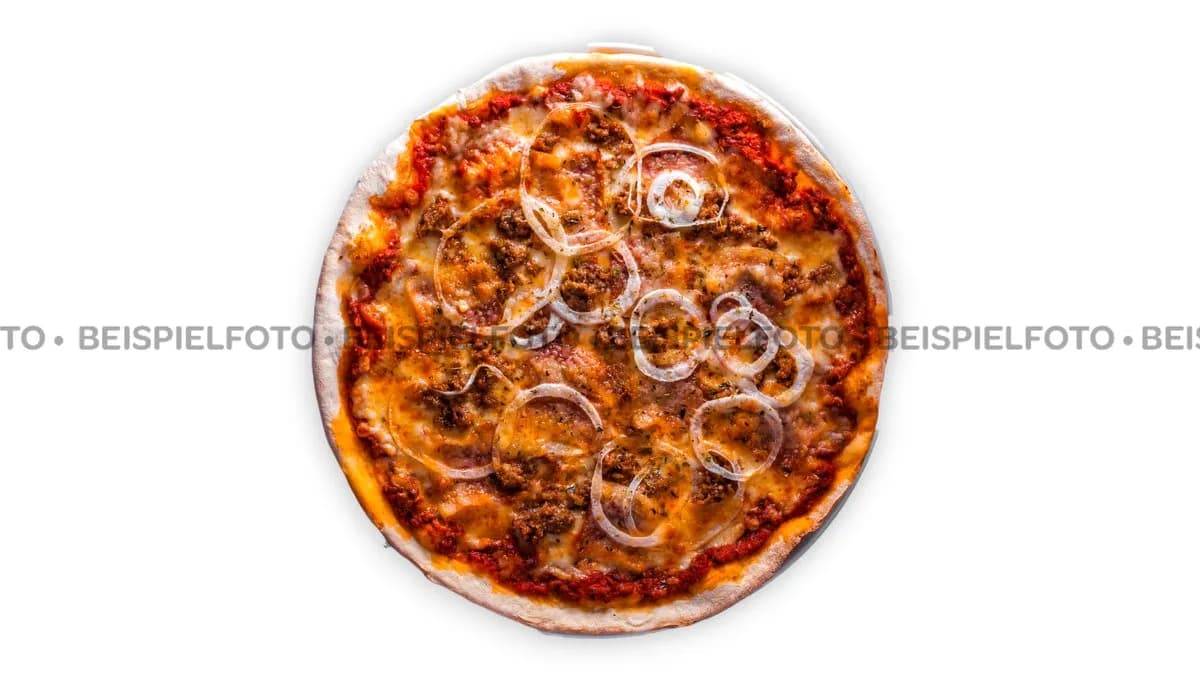 120. Pizza Bolognese